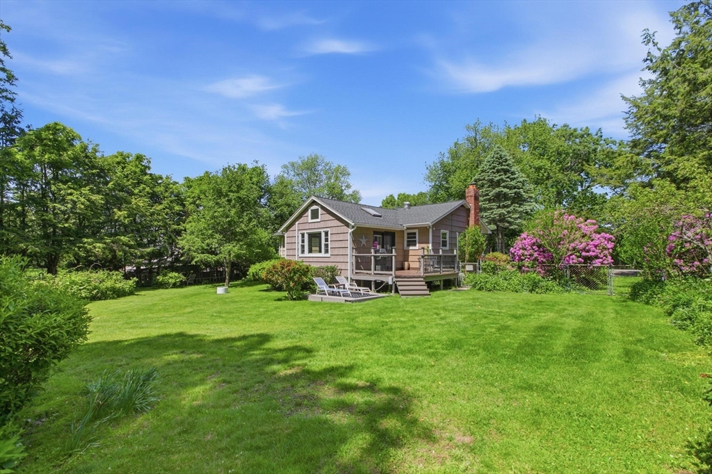 152 Lake Street Middleton, MA 01949 - Photo 29 of 33
