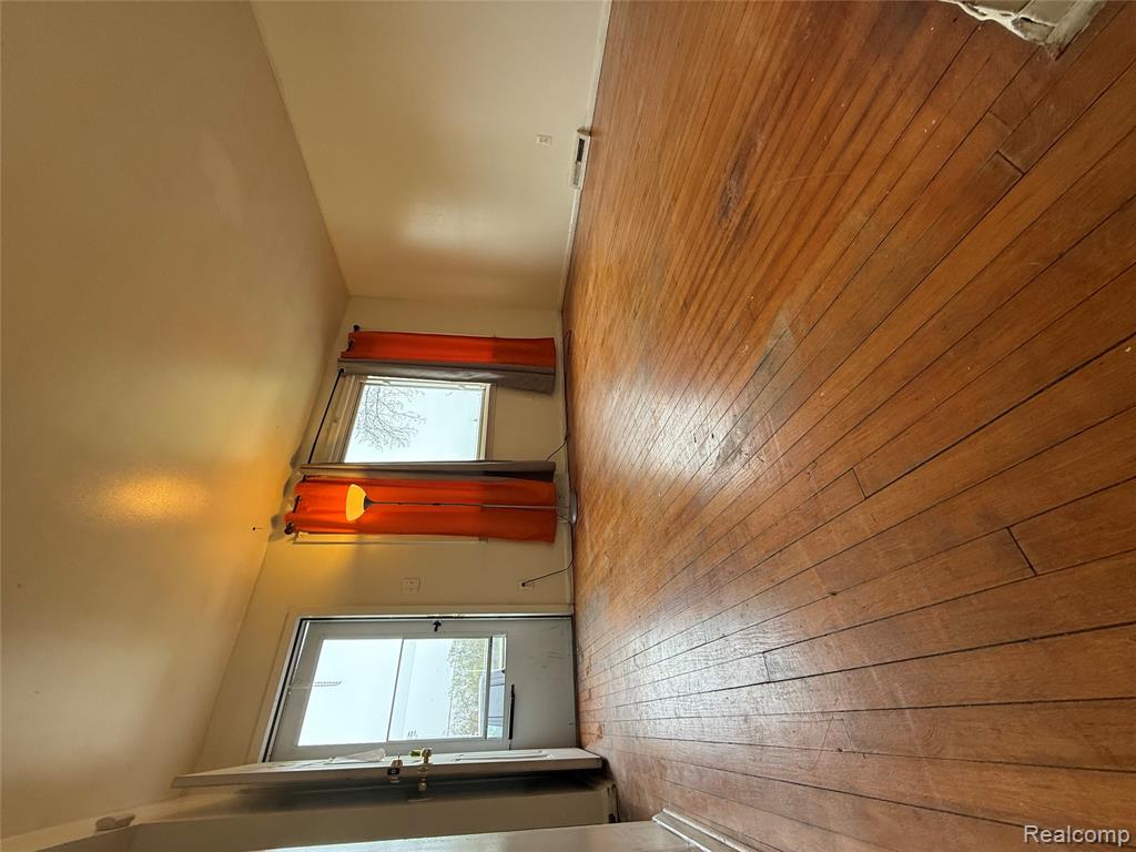 206 Frazier Street River Rouge, MI 48218 - Photo 4 of 15 Gallery Image 4