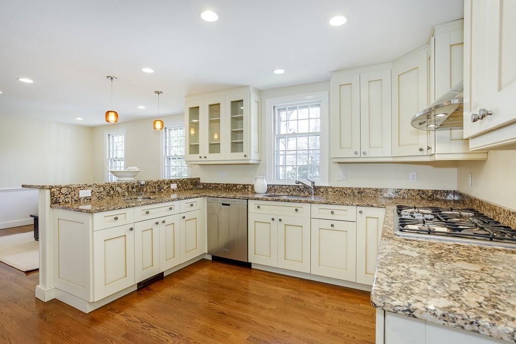 40 Cherry Brook Road Weston, MA 02493 - Photo 8 of 20