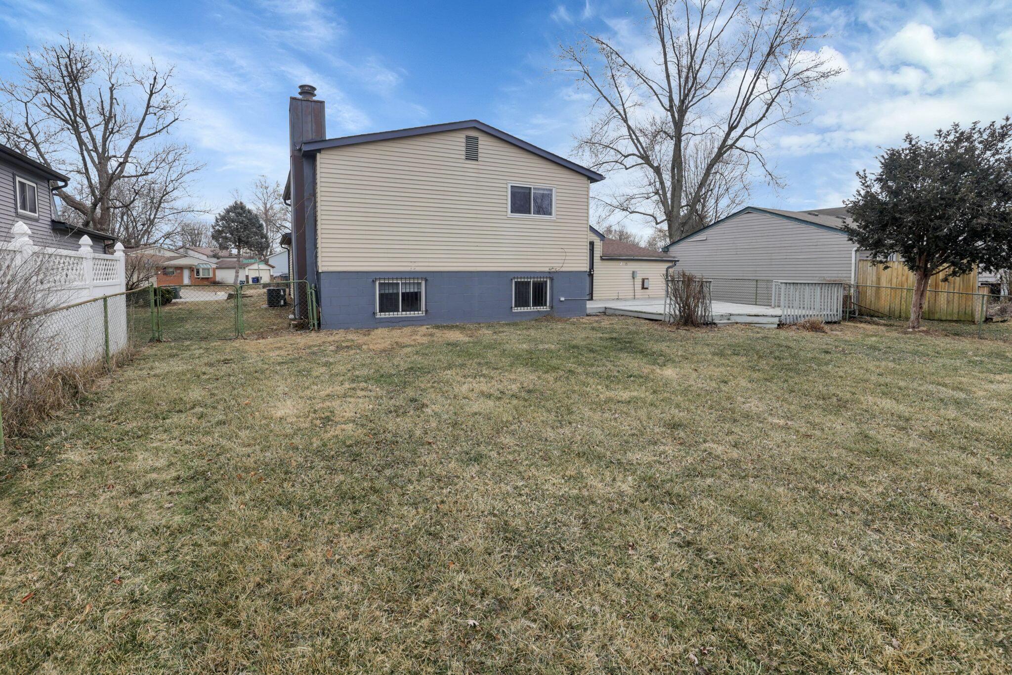 5414 Paladim Road Columbus, OH 43232 - Photo 46 of 51 46-web-or-mls-0N4A5016