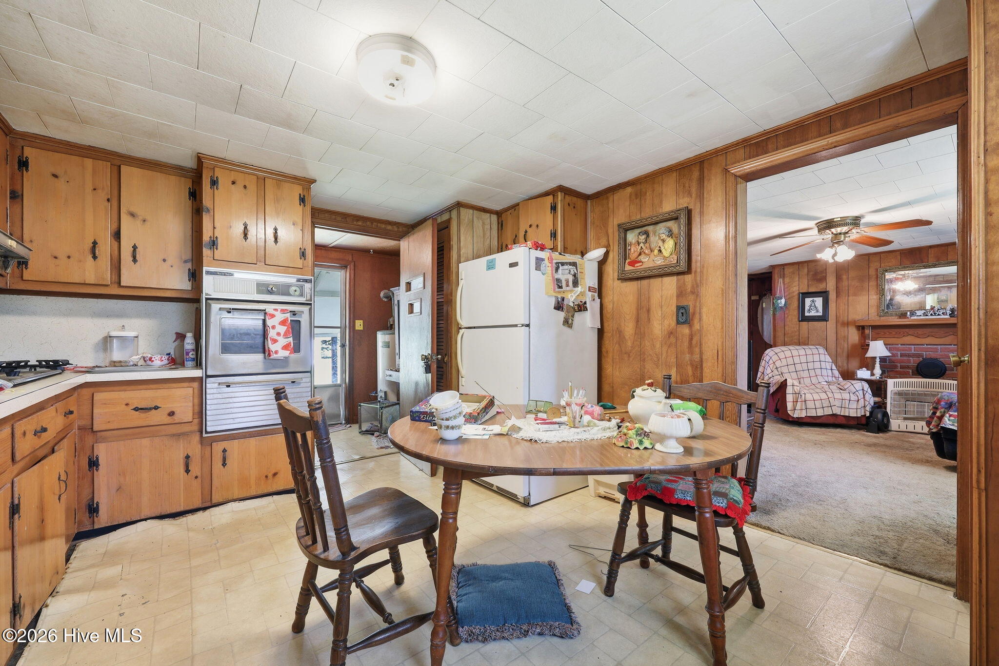 850 Smithtown Road Grimesland, NC 27837 - Photo 9 of 33 Dining and Kitchen