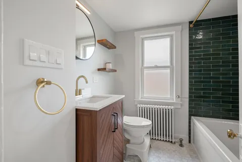 $425,000 | 2605 North Oak Park Avenue, Chicago, IL 60707