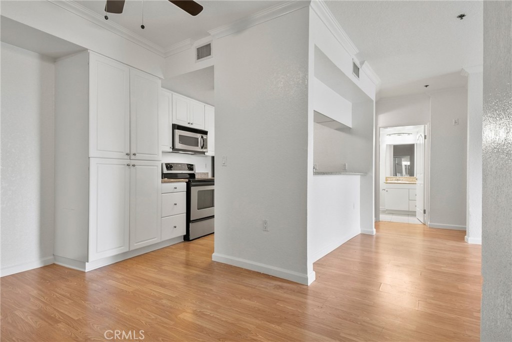 838 Pine Avenue, Unit 118 Long Beach, CA 90813 - Photo 12 of 35