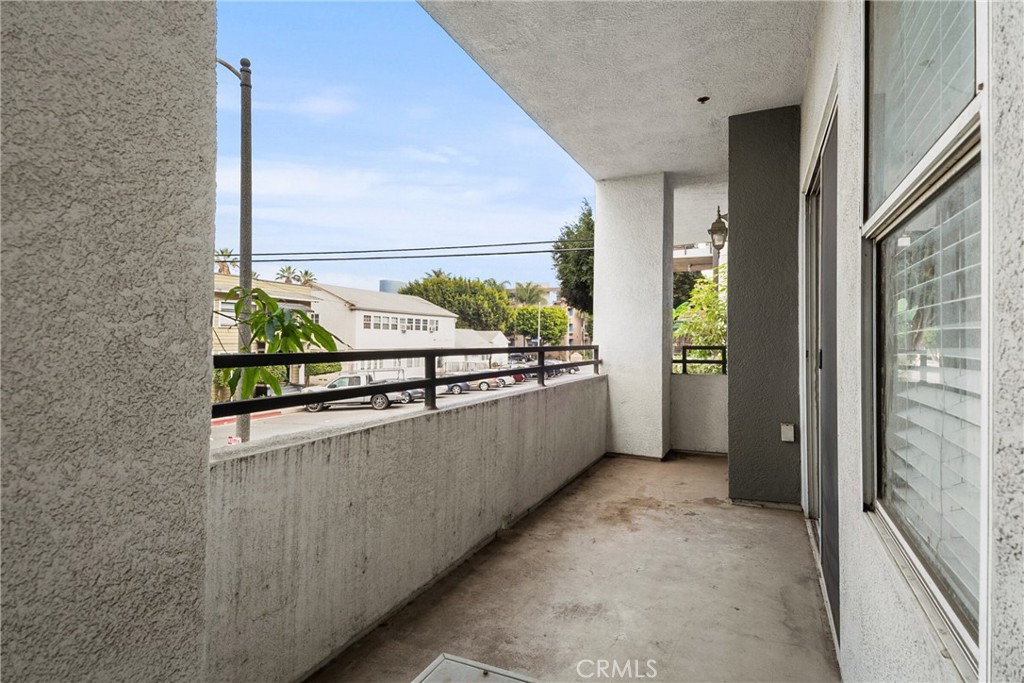 838 Pine Avenue, Unit 118 Long Beach, CA 90813 - Photo 27 of 35