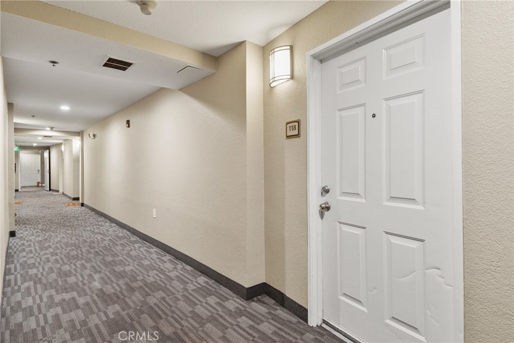 838 Pine Avenue, Unit 118 Long Beach, CA 90813 - Photo 6 of 35