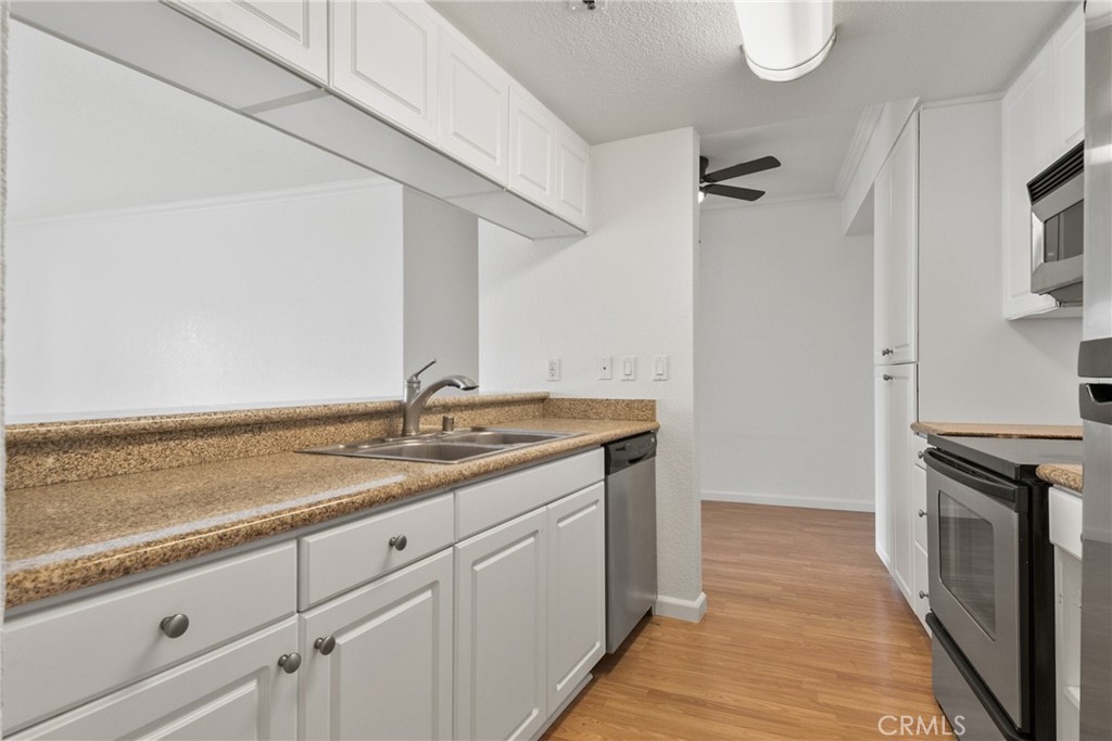 838 Pine Avenue, Unit 118 Long Beach, CA 90813 - Photo 8 of 35