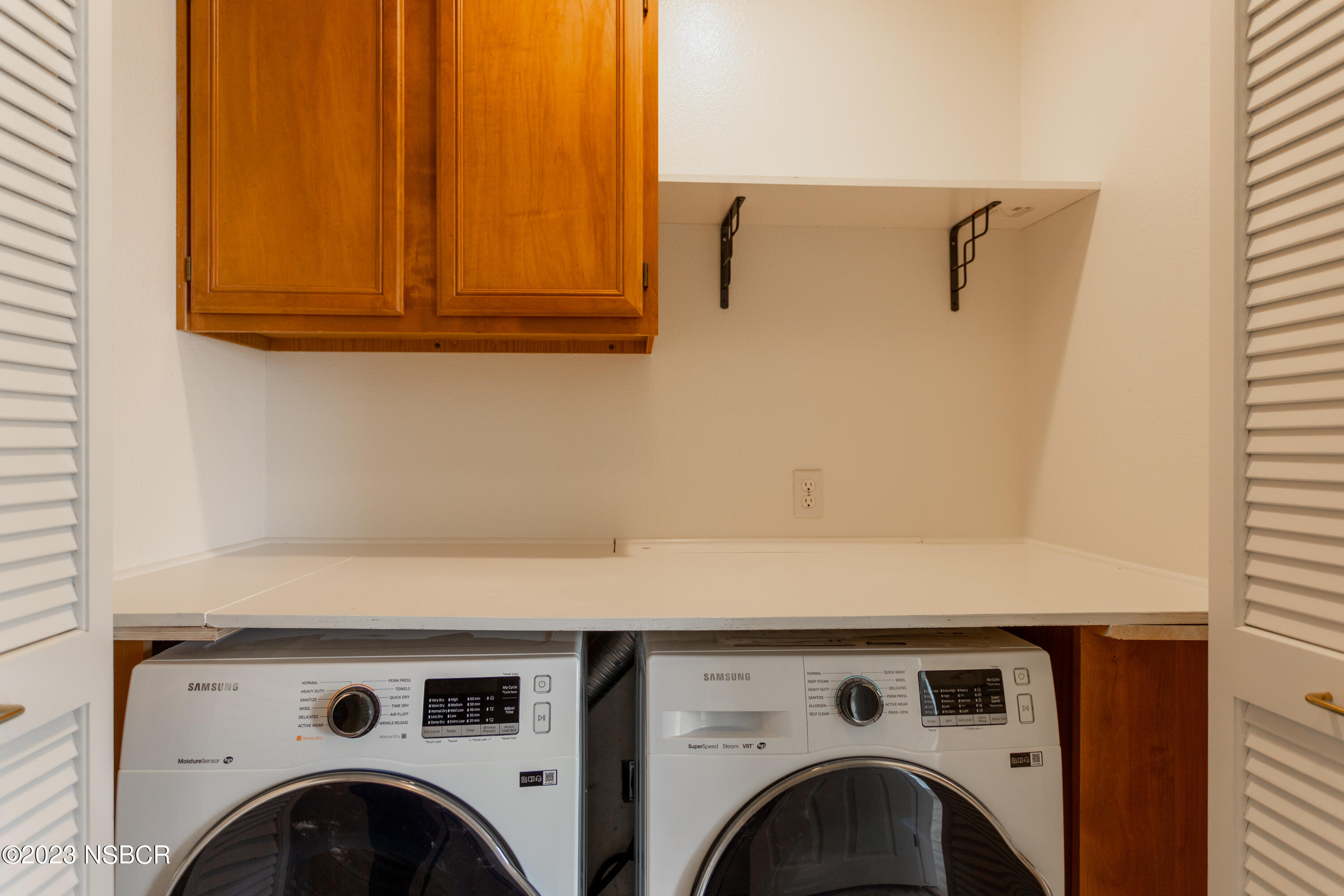 317 5th Street, Unit D Solvang, CA 93463 - Photo 14 of 18 317 D 5Th Street, laundry