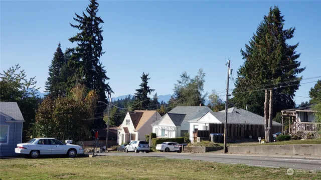a view of a house with a swimming pool