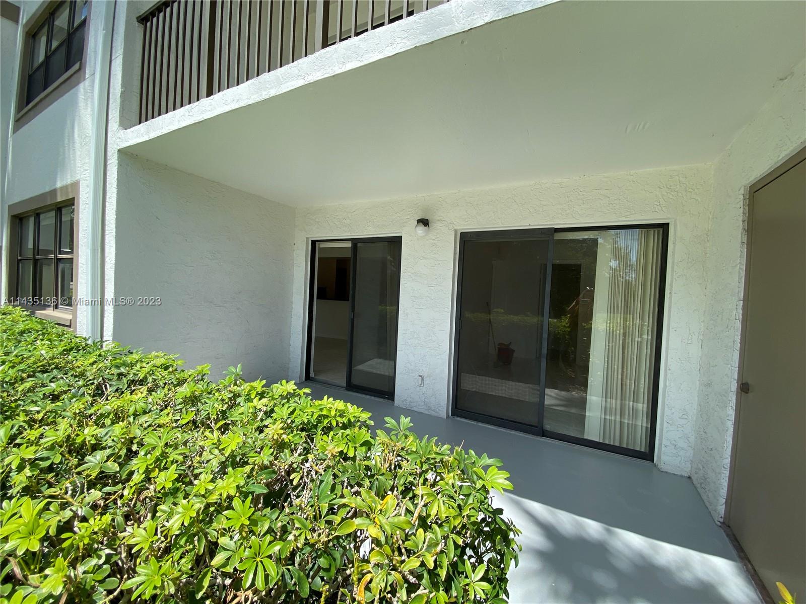610 South Park Road, Unit 151 Hollywood, FL 33021 - Photo 5 of 34 a view of entrance gate of a house