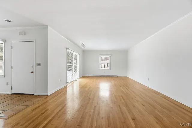 $315,000 | 25 The Orchard, Manlius, NY 13066