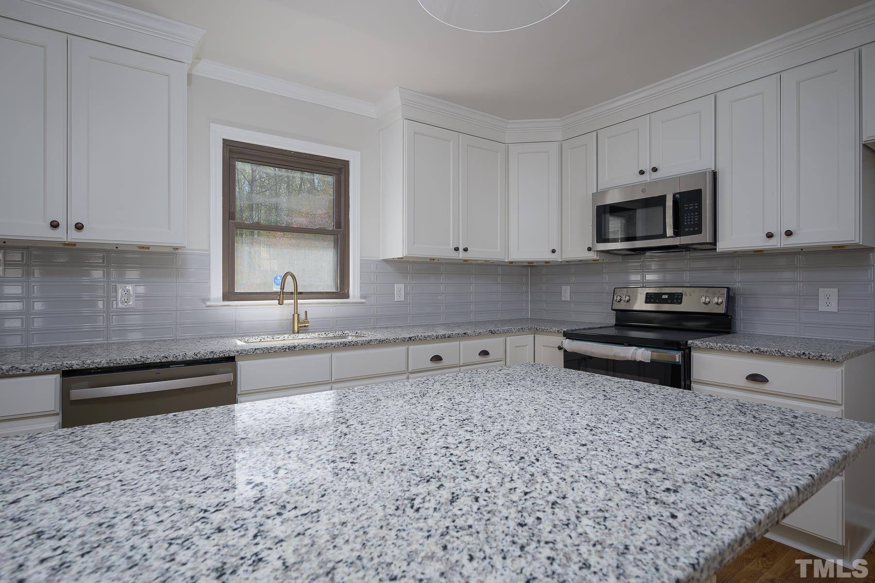 209 Ranch Road Clayton, NC 27520 - Photo 7 of 17 Gallery Image 7