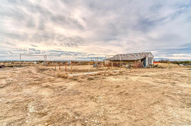 $770,000 | 988 P Street, Penrose, CO 81240