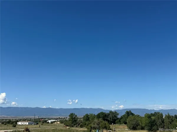 $770,000 | 988 P Street, Penrose, CO 81240