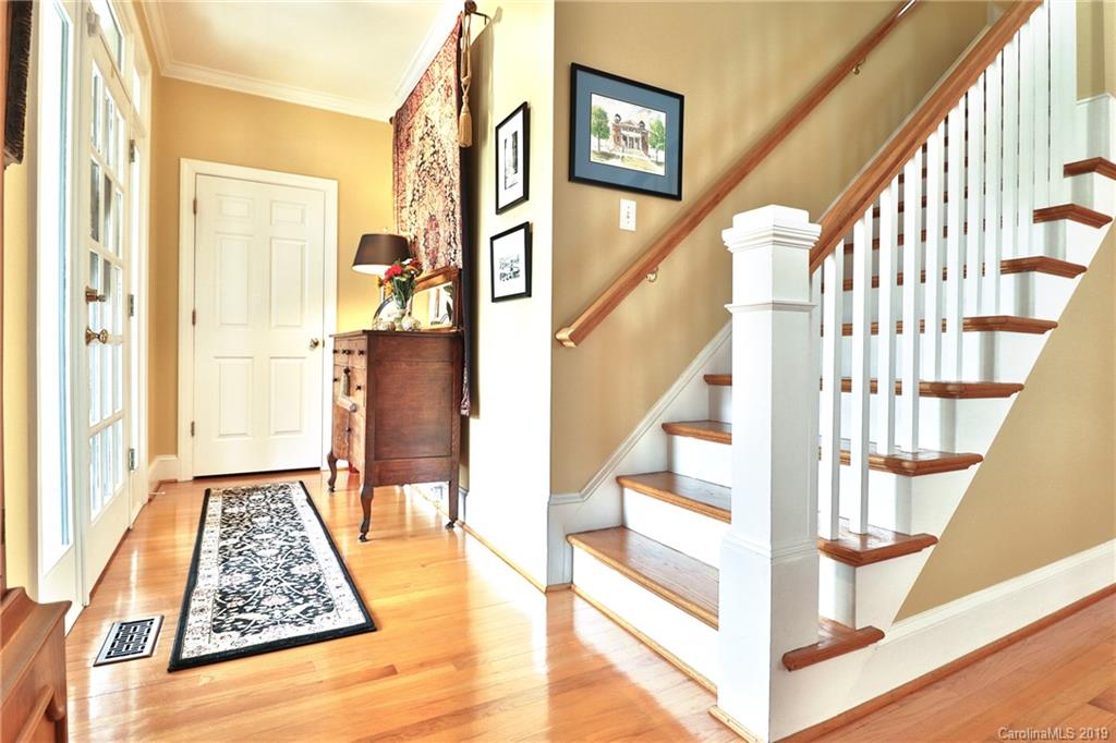 2120 Club Road Charlotte, NC 28205 - Photo 6 of 30 Gallery Image 6