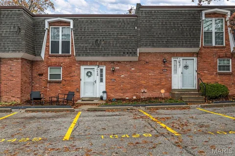 $190,000 | 10429 Corbeil Drive, Unit 60, St. Louis, MO 63146