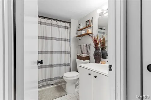 $190,000 | 10429 Corbeil Drive, Unit 60, St. Louis, MO 63146