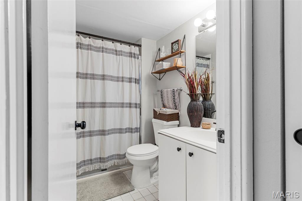 10429 Corbeil Drive, Unit 60 St. Louis, MO 63146 - Photo 11 of 26