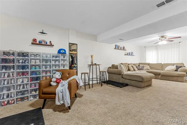 $190,000 | 10429 Corbeil Drive, Unit 60, St. Louis, MO 63146