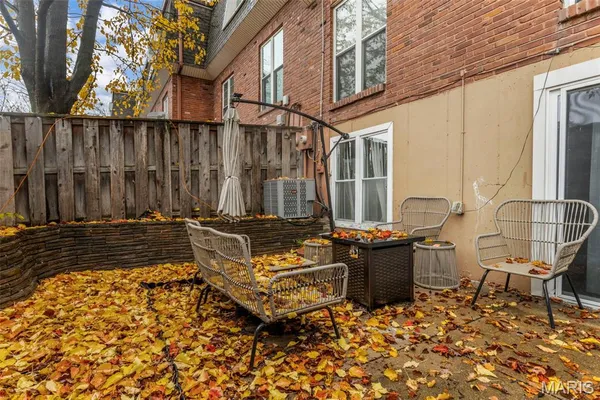 $190,000 | 10429 Corbeil Drive, Unit 60, St. Louis, MO 63146