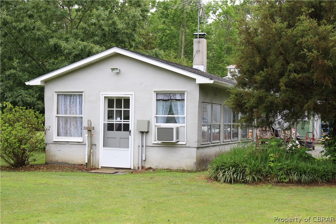 2464 Old Ferry Road Hudgins, VA 23076 - Photo 31 of 48