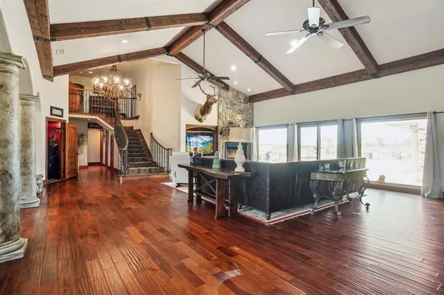 a view of livingroom with furniture and wooden floor