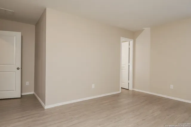 $1,400 | 3921 Far Horizon, Seguin, TX 78155