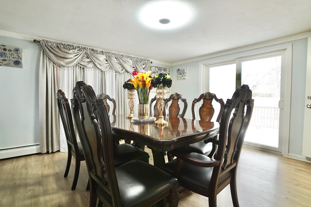 46 Kane Street Springfield, MA 01119 - Photo 8 of 20