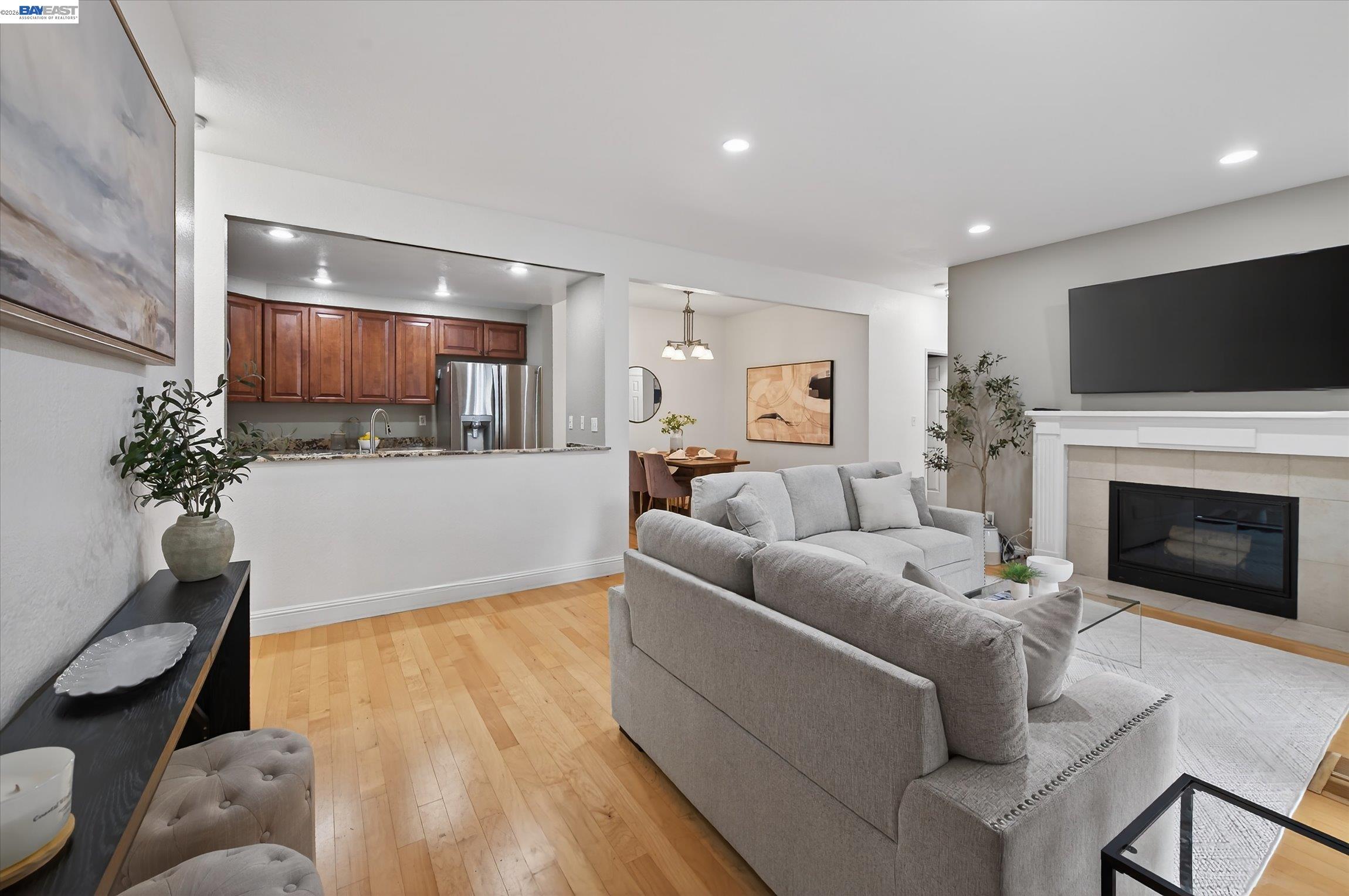 108 Norris Canyon Place, Unit D San Ramon, CA 94582 - Photo 6 of 33