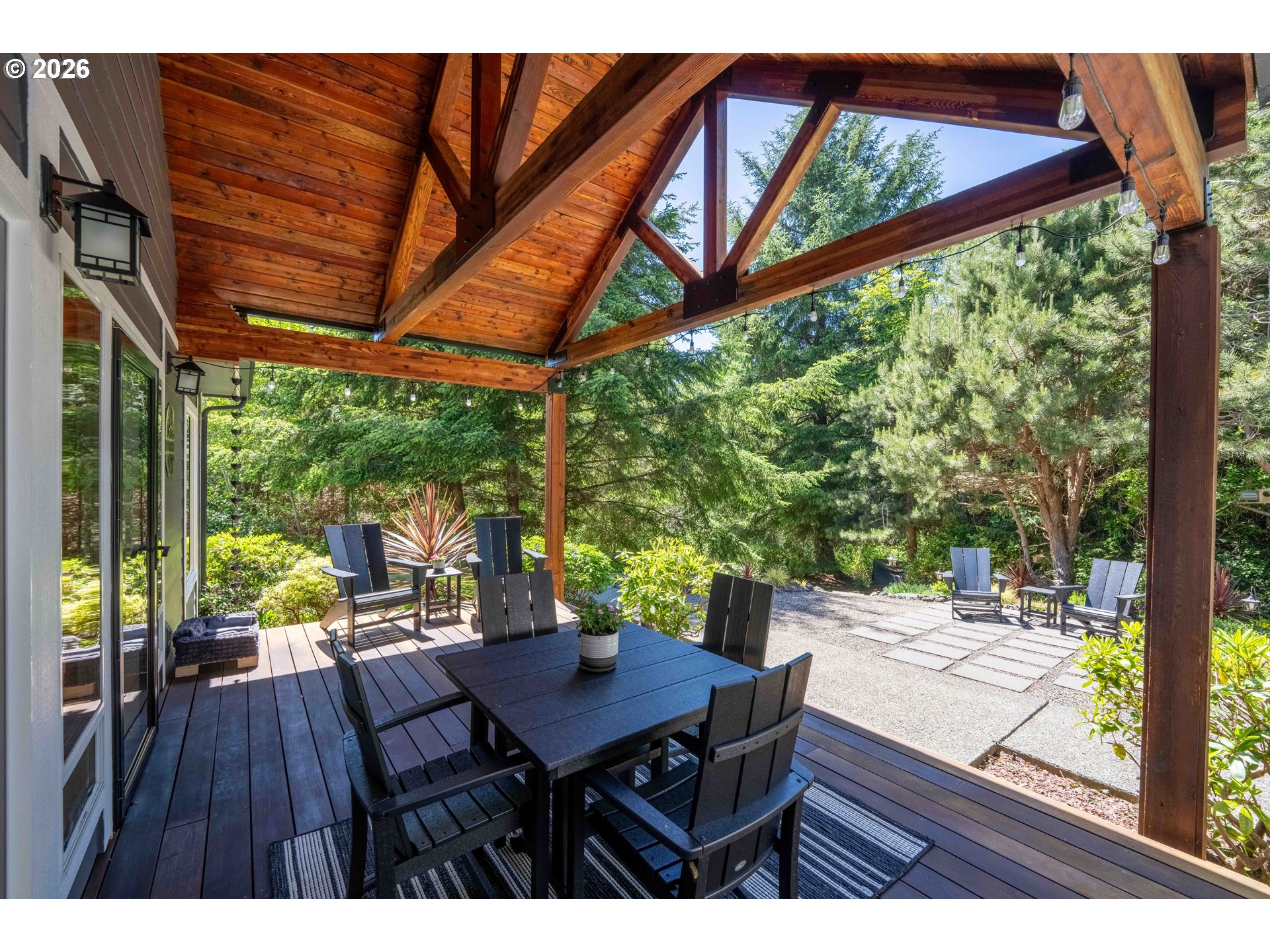 68260 Ridge Road North Bend, OR 97459 - Photo 9 of 48