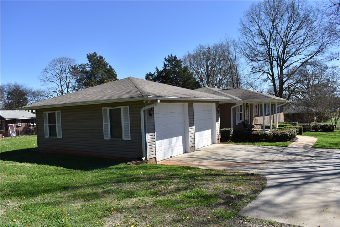 406 Scott Circle Pendleton, SC 29670 - Photo 14 of 19 Gallery Image 14