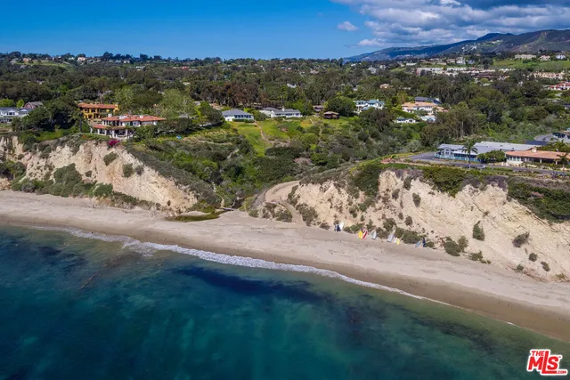 $4,995,000 | 6672 Zumirez Drive, Malibu, CA 90265