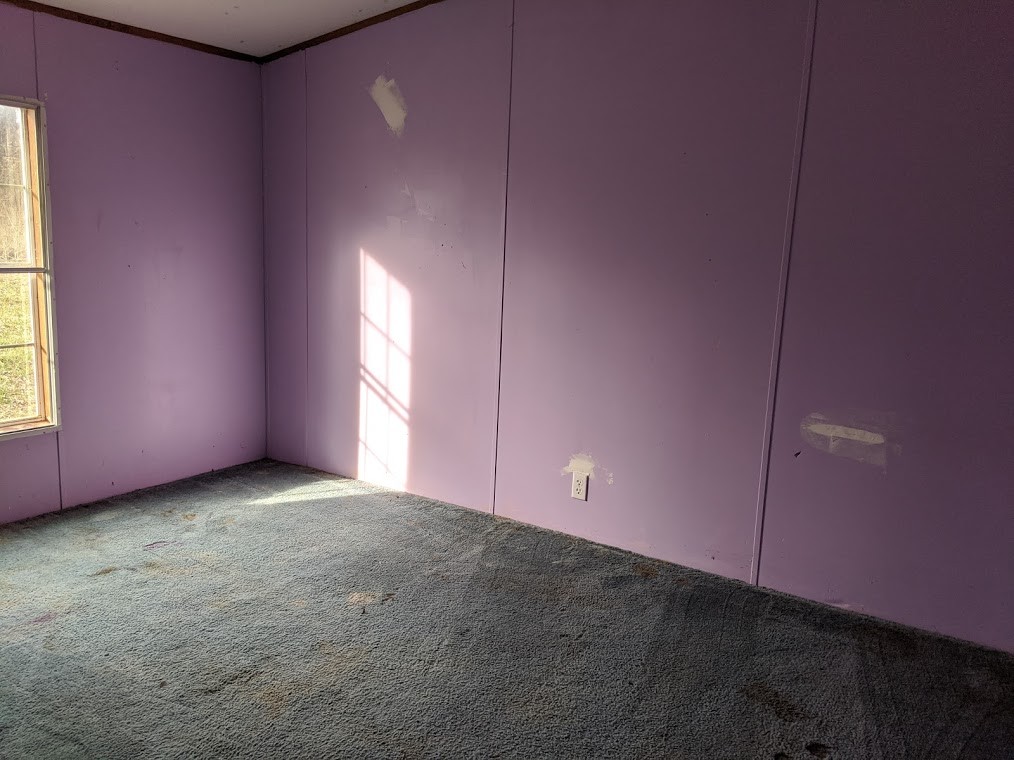 915 Burford Road Lebanon, TN 37087 - Photo 6 of 10 a view of an empty room and window