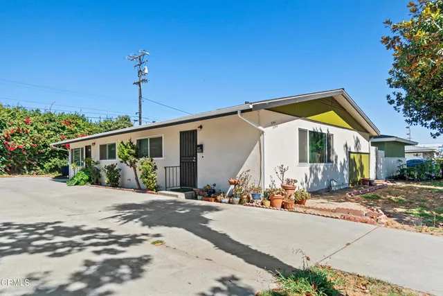 $985,000 | 3341-3345 Porter Lane, Ventura, CA 93003