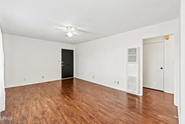 $950,000 | 3341-3345 Porter Lane, Ventura, CA 93003