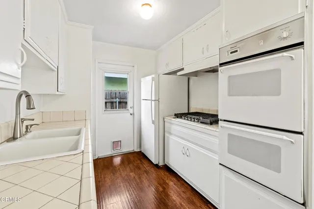 $950,000 | 3341-3345 Porter Lane, Ventura, CA 93003