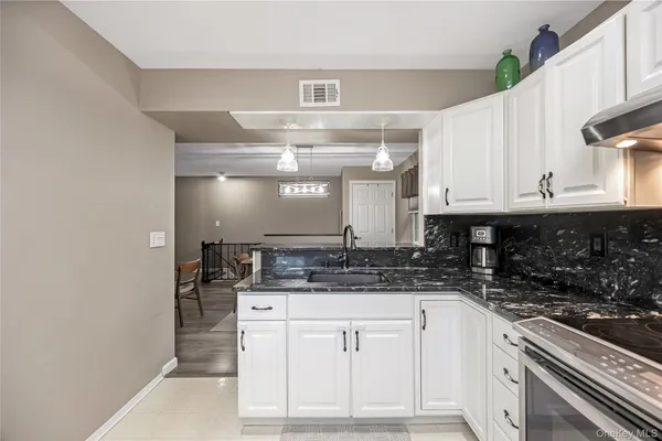 $469,000 | 140 Mariners Way, Copiague, NY 11726