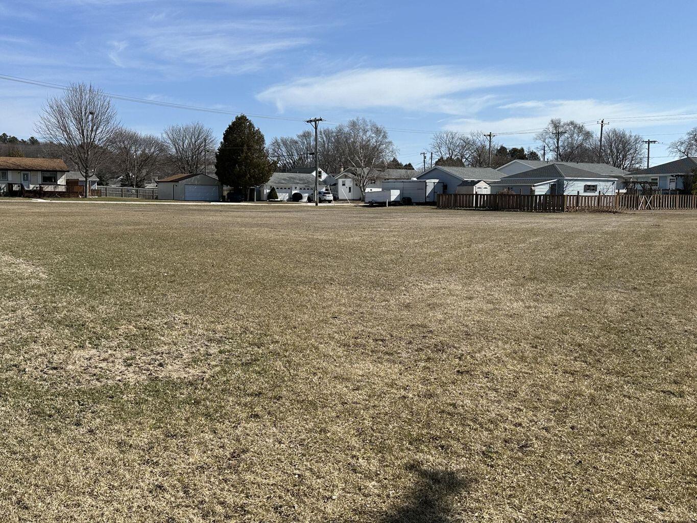 Two Wilson Street Two Rivers, WI 54241 - Photo 11 of 12 20240319184537797531000000-o