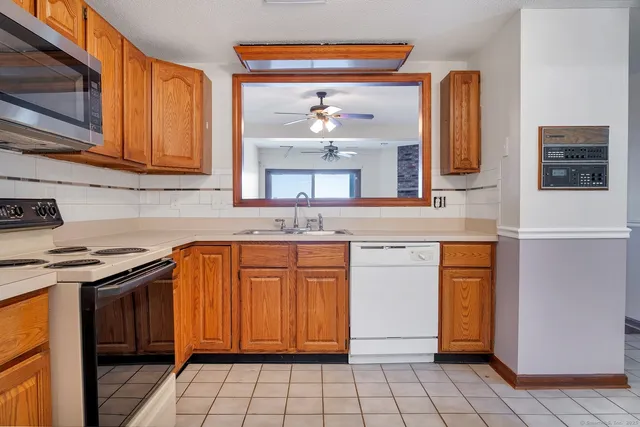 $1,795,000 | 86 Cove Street, New Haven, CT 06512