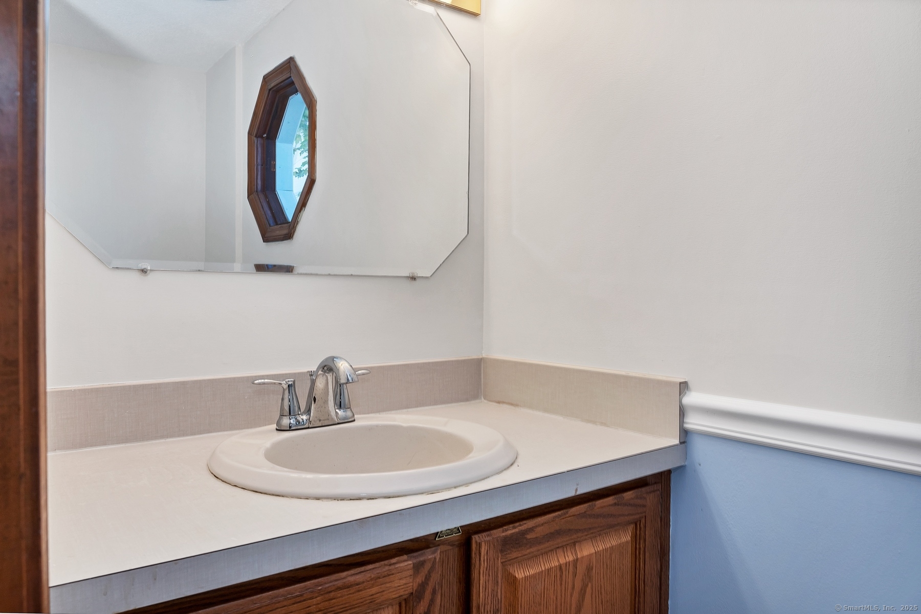 86 Cove Street New Haven, CT 06512 - Photo 14 of 33