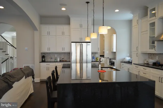 $6,500 | 408 Steinbeck Avenue, Gaithersburg, MD 20878