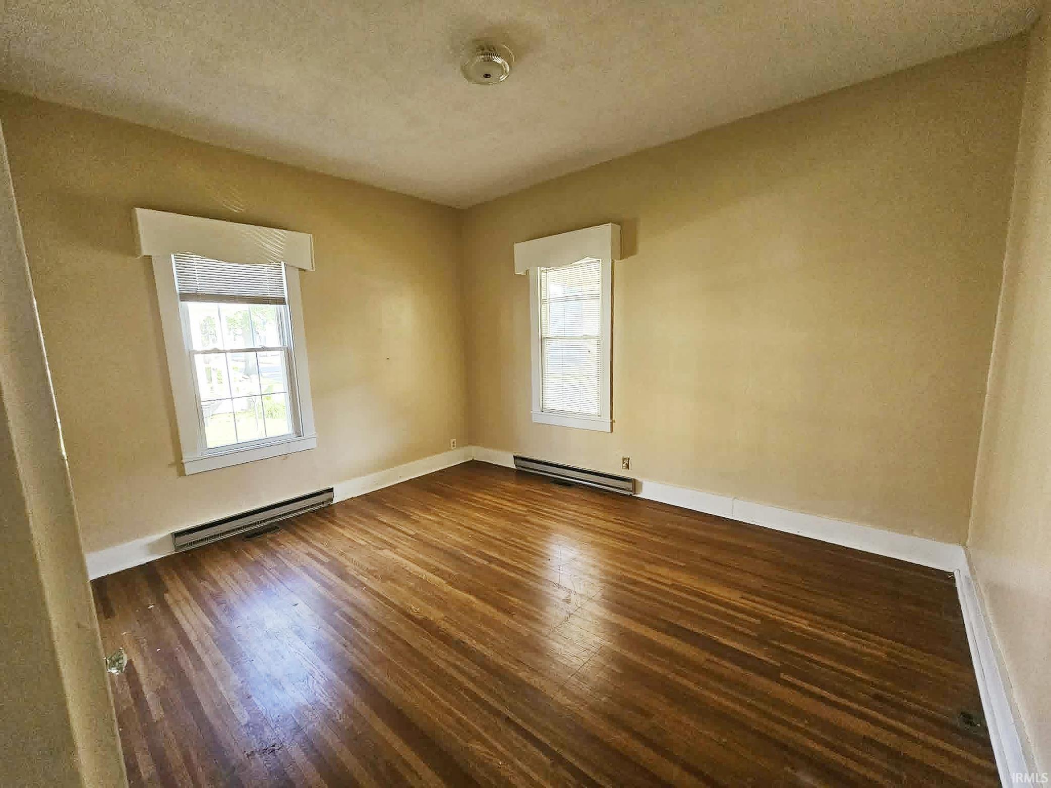 816 Seminary Street Vincennes, IN 47591 - Photo 2 of 9