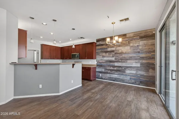 $379,900 | 3064 East Dunbar Drive, Phoenix, AZ 85042