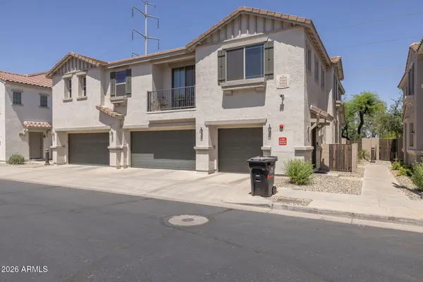 $379,900 | 3064 East Dunbar Drive, Phoenix, AZ 85042