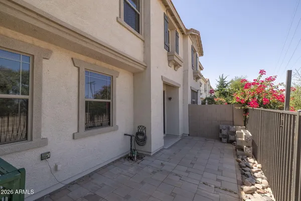 $379,900 | 3064 East Dunbar Drive, Phoenix, AZ 85042
