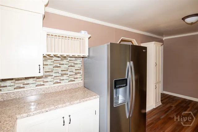 $225,000 | 328 Riverview Drive, Savannah, GA 31404