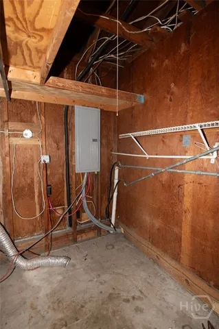 $225,000 | 328 Riverview Drive, Savannah, GA 31404