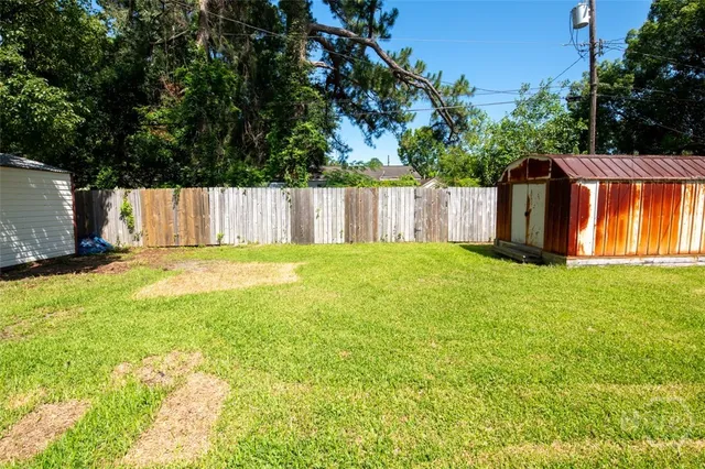 $225,000 | 328 Riverview Drive, Savannah, GA 31404