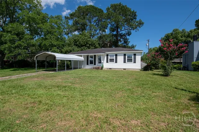 $225,000 | 328 Riverview Drive, Savannah, GA 31404