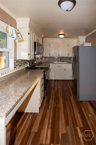 $225,000 | 328 Riverview Drive, Savannah, GA 31404