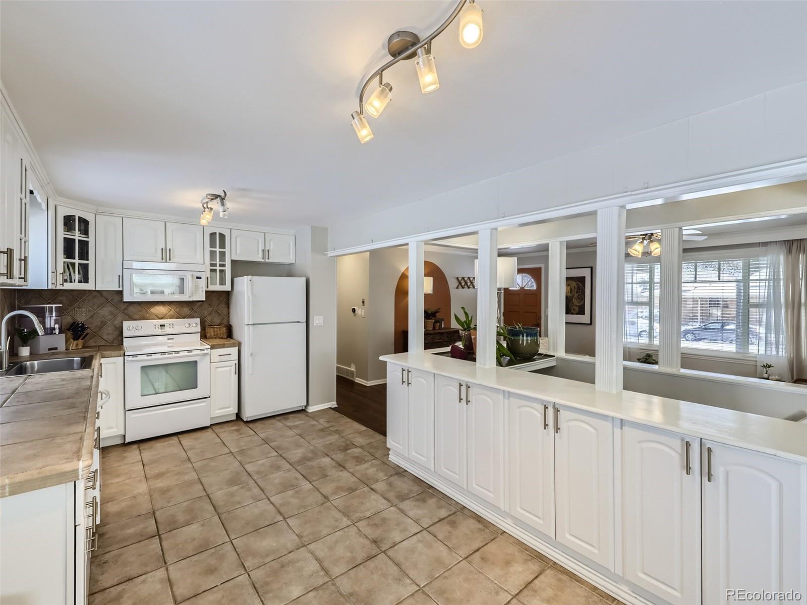 8231 Ralph Lane Denver, CO 80221 - Photo 9 of 28 Gallery Image 9